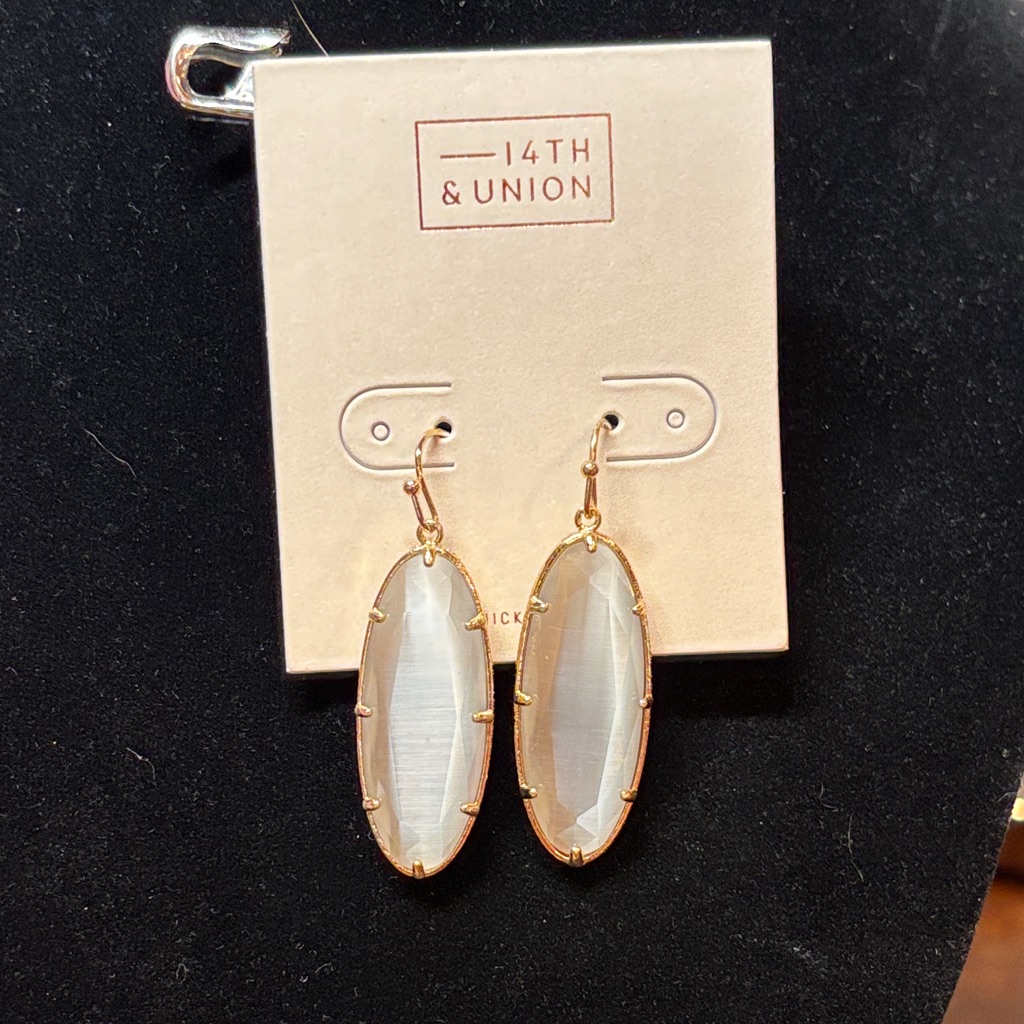 14th Union Gold Framed White Oval Earrings 10$